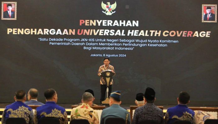 Capai UHC Dengan Tingkat Pendaftaran Peserta JKN di Atas 98%. BPJS Cabang Luwuk Berikan Penghargaan Untuk Kabupaten Banggai