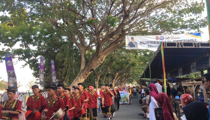 Dispar Gelar Festival Teluk Lalong dan Merayakan Keindahan Alam dan Budaya Lokal