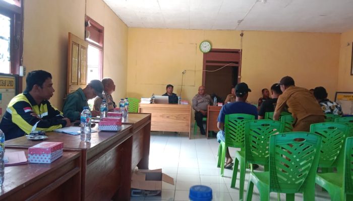 Polsek Bualemo Mediasi Konflik Eks Karyawan dengan PT. WMP