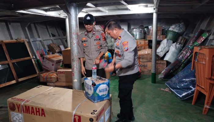 Polisi Kembali Amankan 29 Botol Miras Cap Tikus di Pelabuhan Luwuk