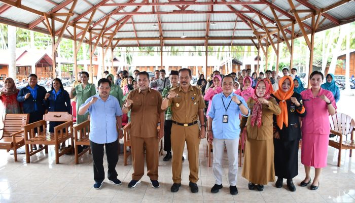 Buka Sosialisasi Pemberdayaan Organisasi, Bupati Tojo Una-Una Harapkan Keterlibatan Ormas dalam Pembangunan Daerah