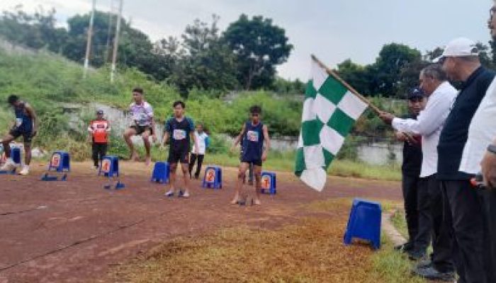 133 Atlet Berkompetisi Pada Kejuaraan Atletik Pelajar Banggai