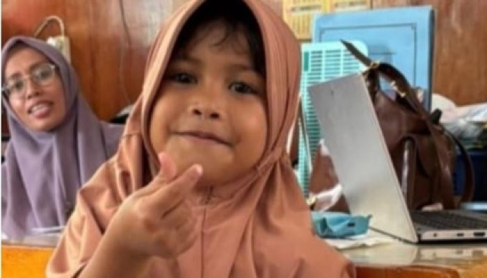 Haru! Raisya Yang Tak Pernah Sekolah, Akhirnya Duduk di Bangku TK Berkat Program SI ADE