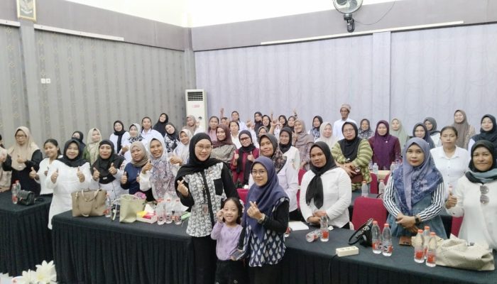 Acara Penting PAUD,Polwan Polres Banggai Edukasi Kepada Guru dan Orang Tua Cegah Kekerasan Anak