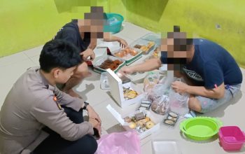 Polres Banggai Bagikan Takjil kepada Tahanan, Wujud Kepedulian di Bulan Suci Ramadan